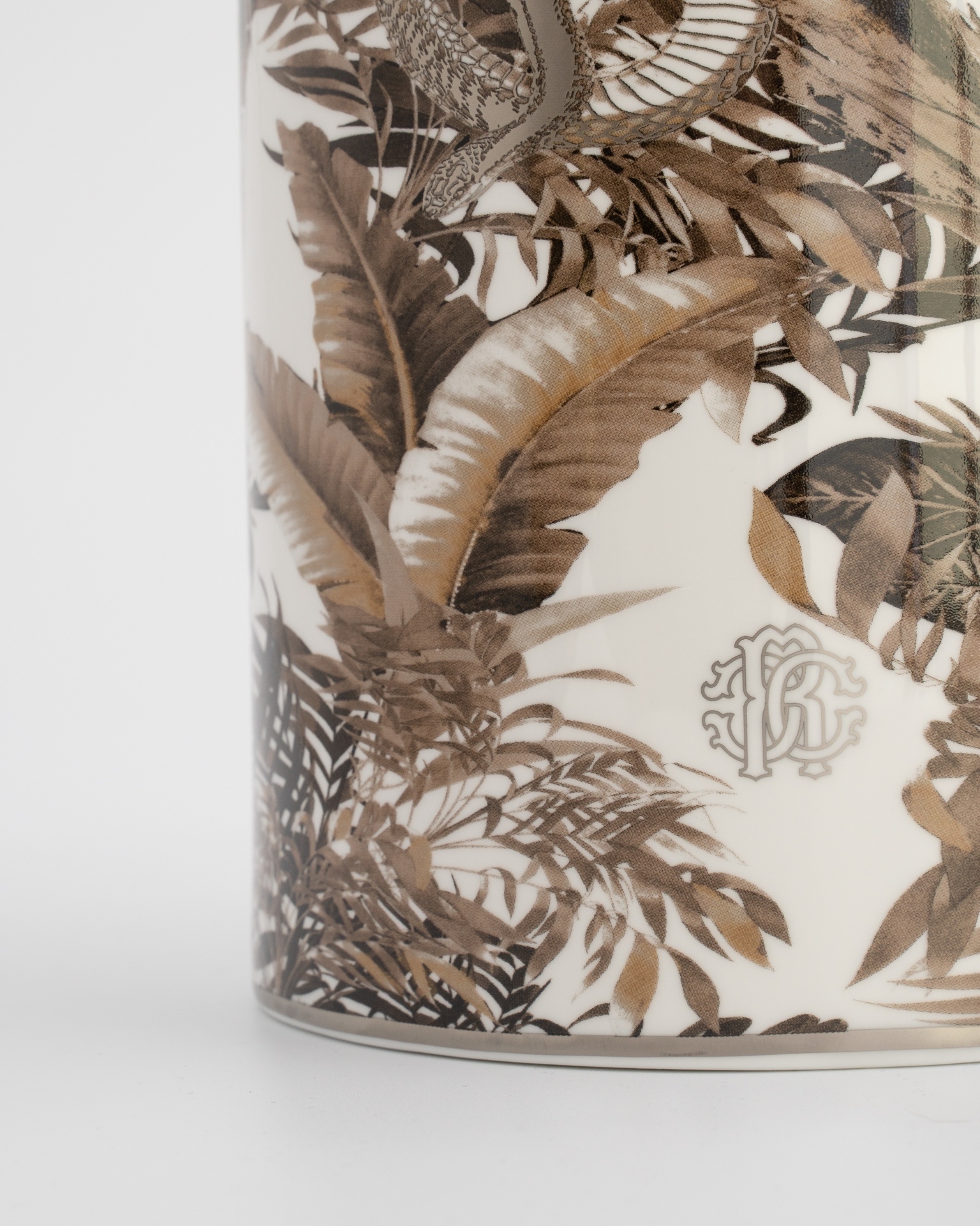 Цилиндрическая ваза от Roberto Cavalli