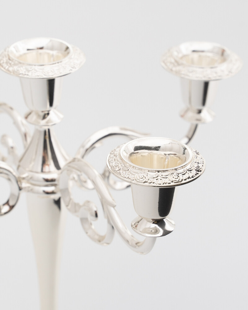 Посеребренный канделябр
