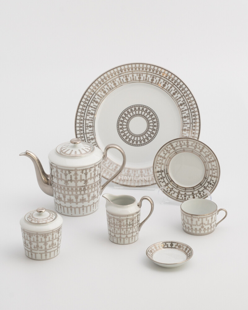 Тиара белая/платиновая